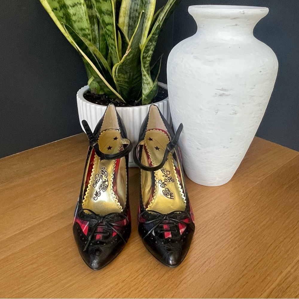 Naughty Monkey Plaid Maryjane Heels.